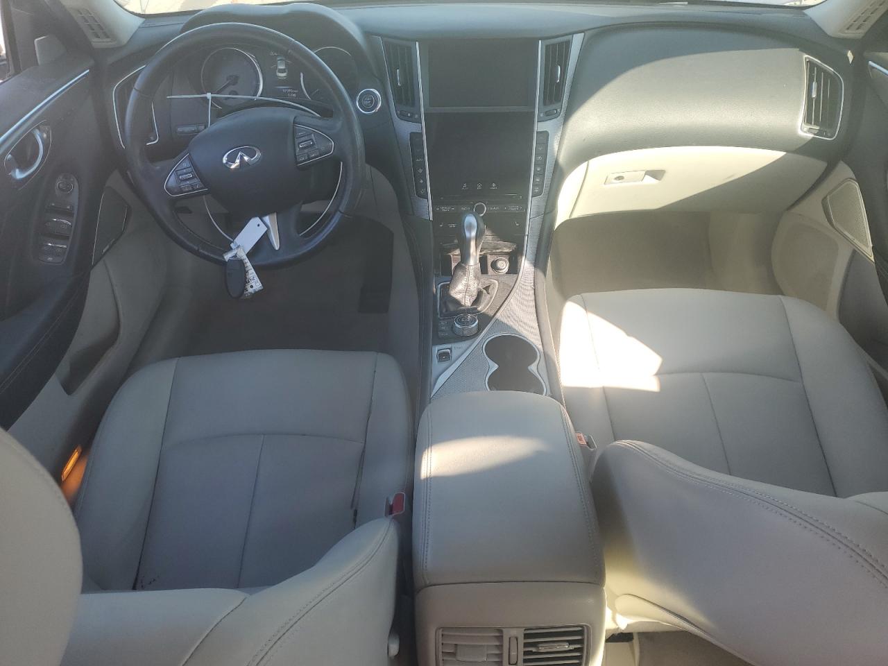 2017 Infiniti Q50 - Image 8