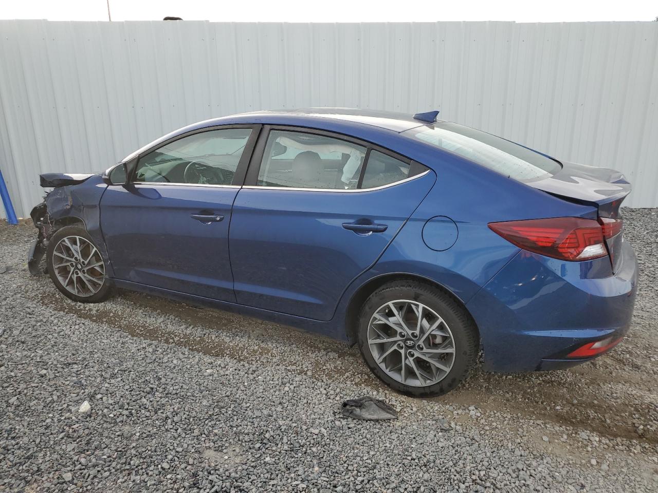 2020 Hyundai Elantra - Image 2