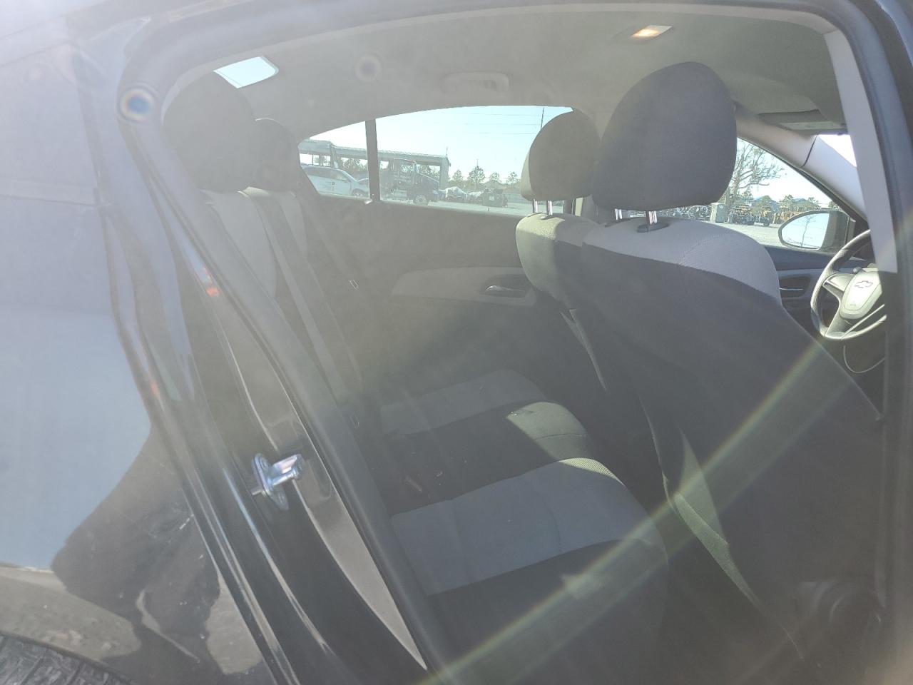 2016 Chevrolet Cruze - Image 10