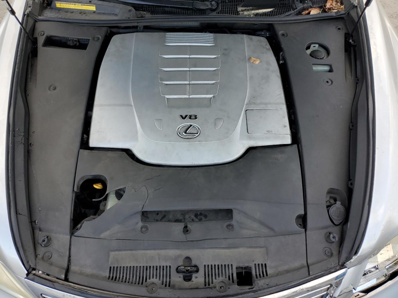 2007 Lexus LS - Image 11