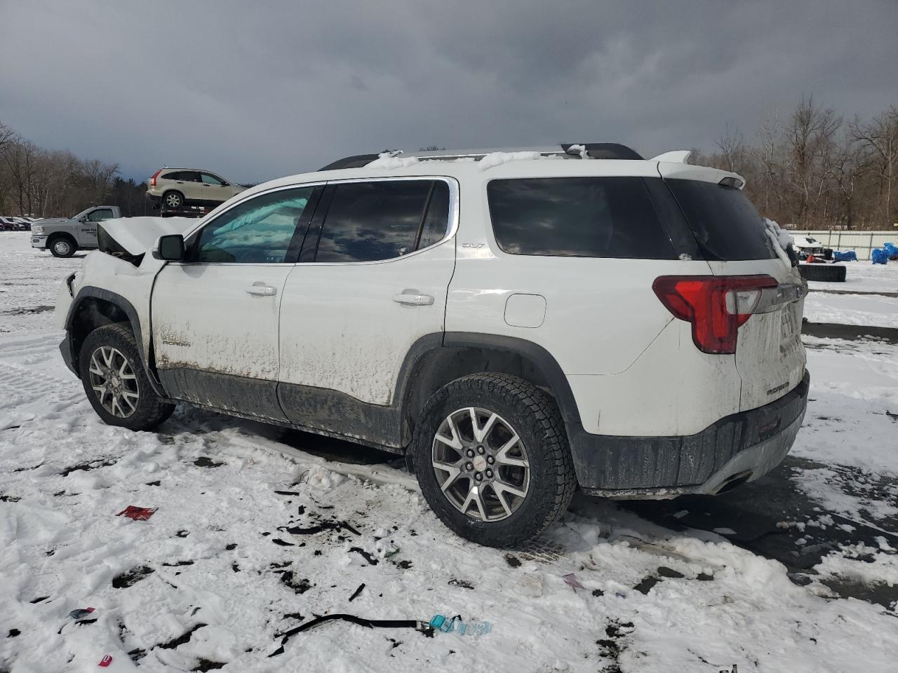 2020 GMC Acadia - Image 2