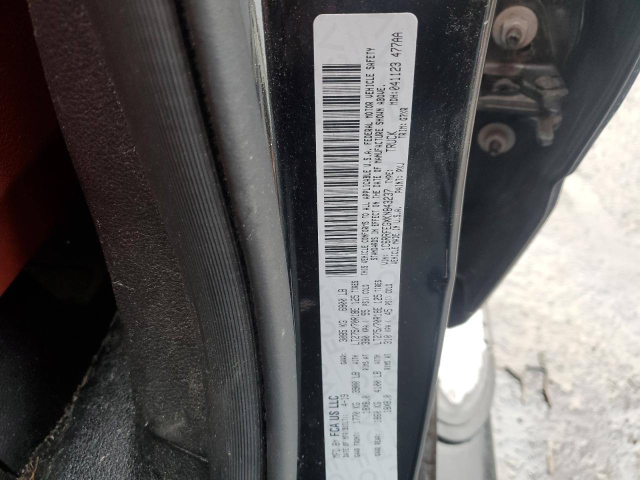 2019 RAM 1500 - Image 14
