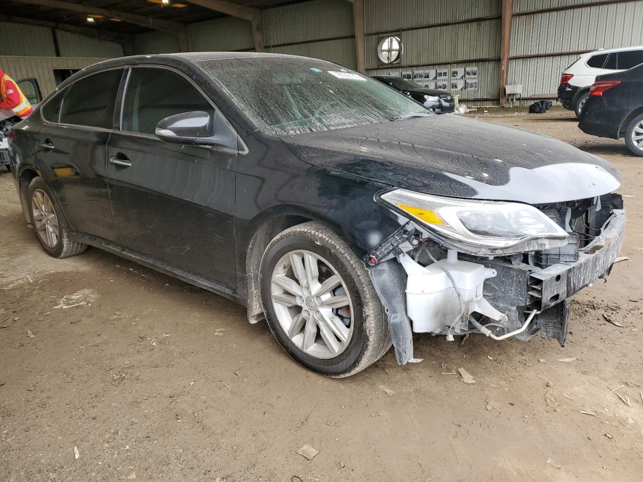 2013 Toyota Avalon - Image 4