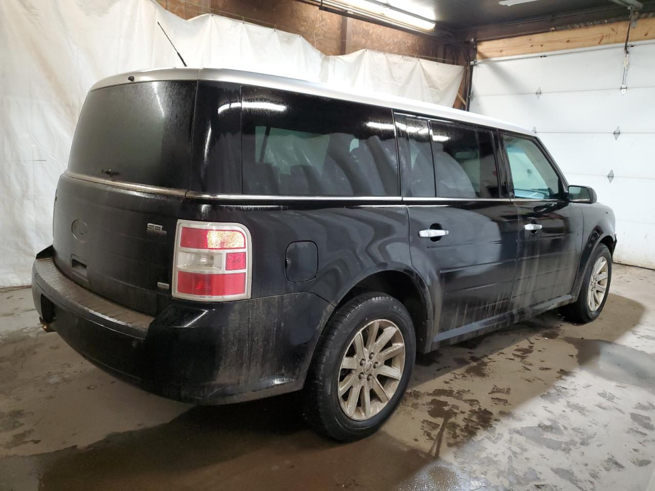 2009 Ford Flex - Image 3