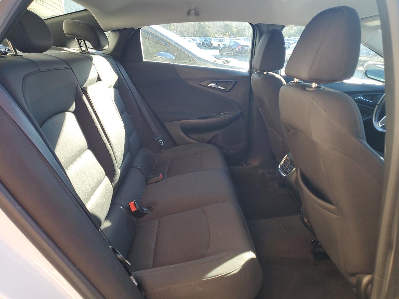 2018 Chevrolet Malibu - Image 10