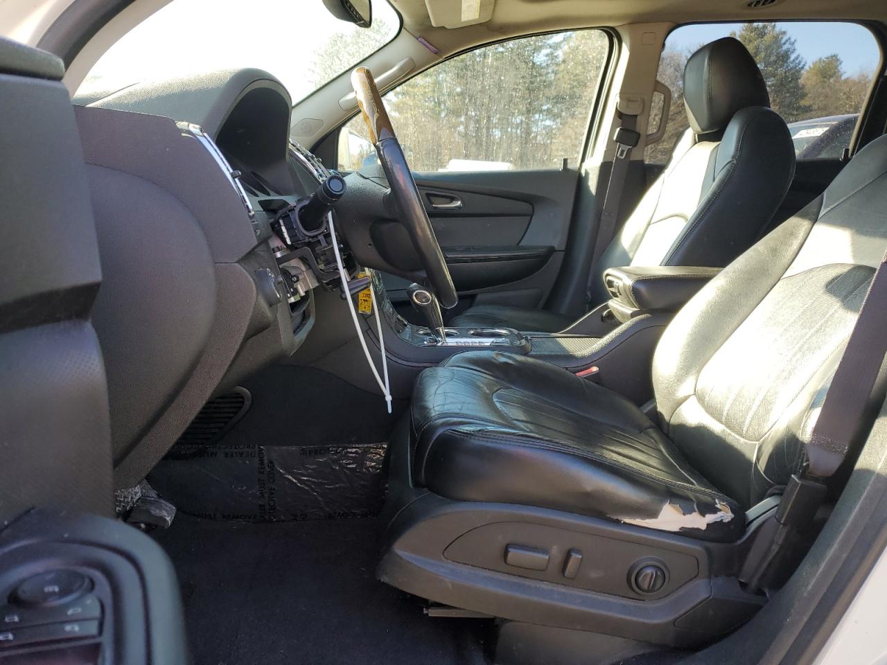 2011 GMC Acadia - Image 7