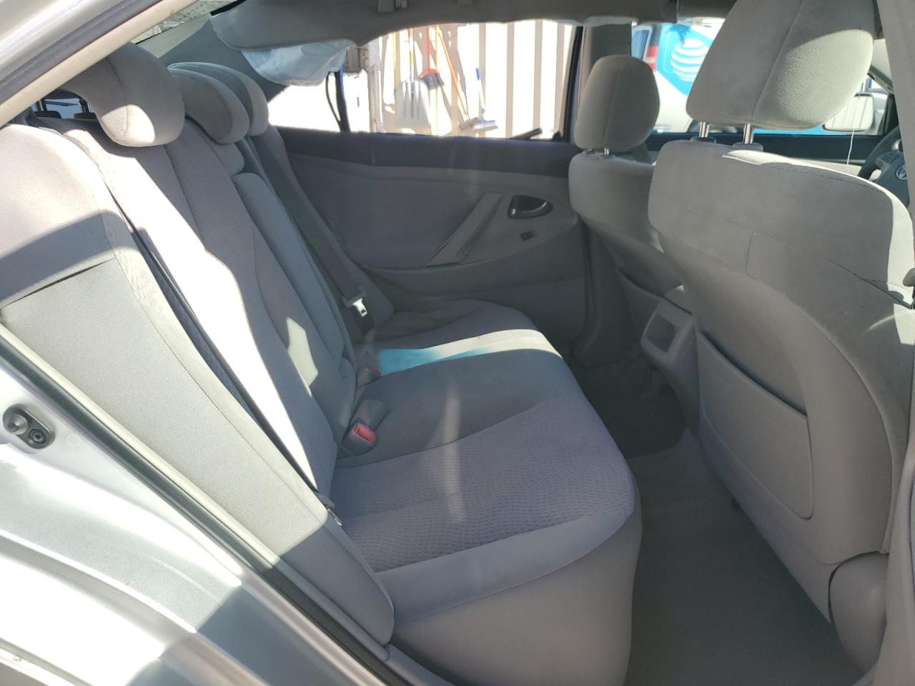 2010 Toyota Camry - Image 10