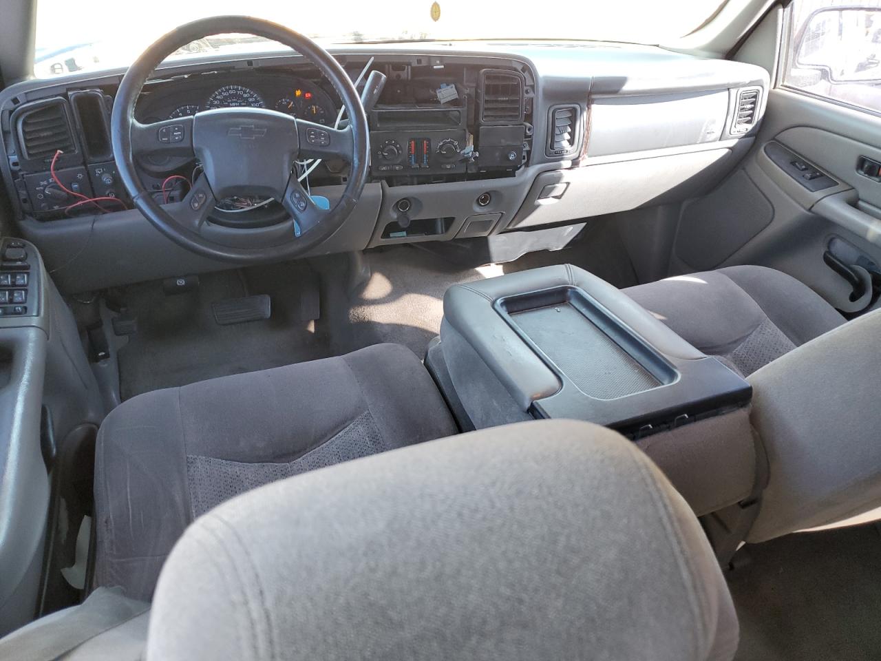 2006 Chevrolet Tahoe - Image 8