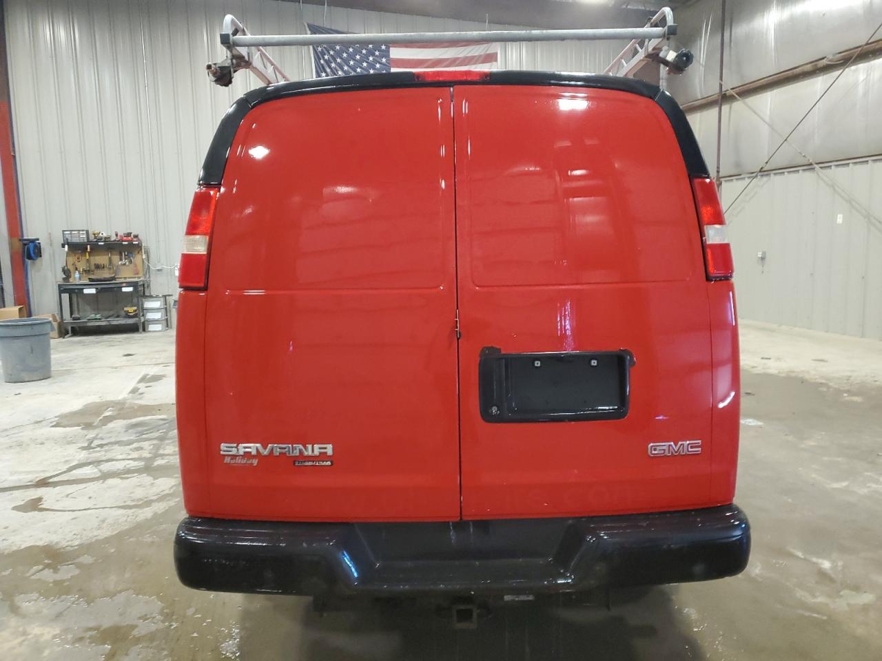 2014 GMC Savana - Image 6