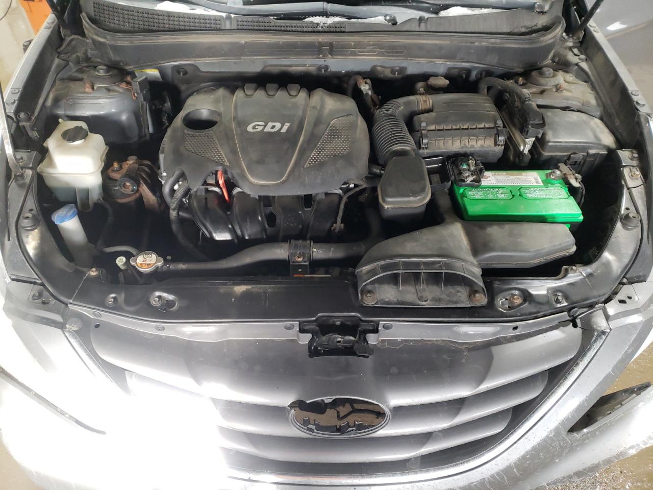 2013 Hyundai Sonata - Image 11