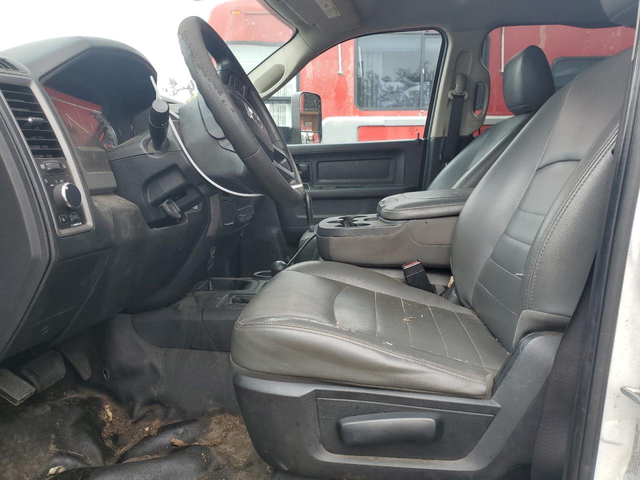 2017 RAM 5500 - Image 7