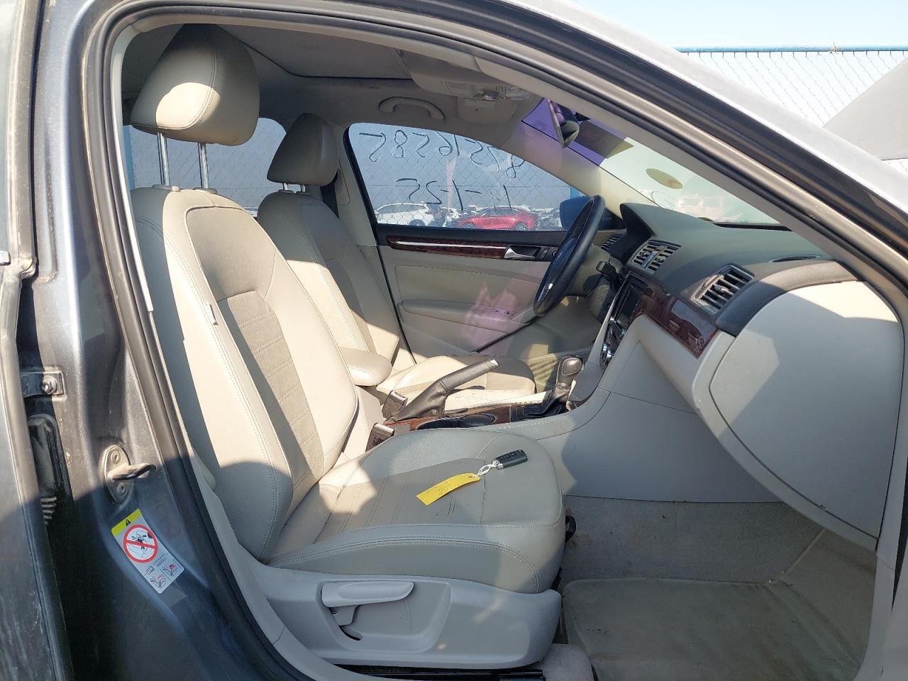 WVWCR7A35DC036730 - 2013 VOLKSWAGEN PASSAT - #87516585