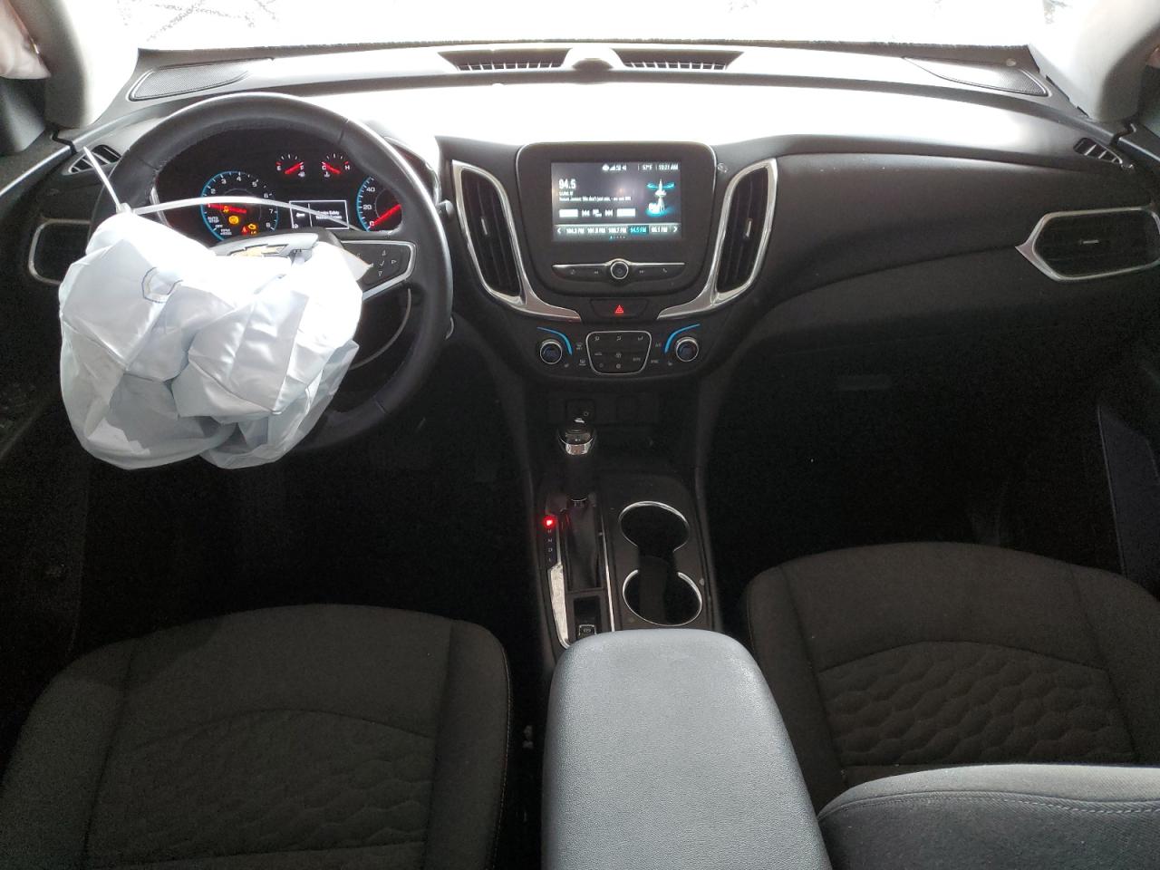 2018 Chevrolet Equinox - Image 8