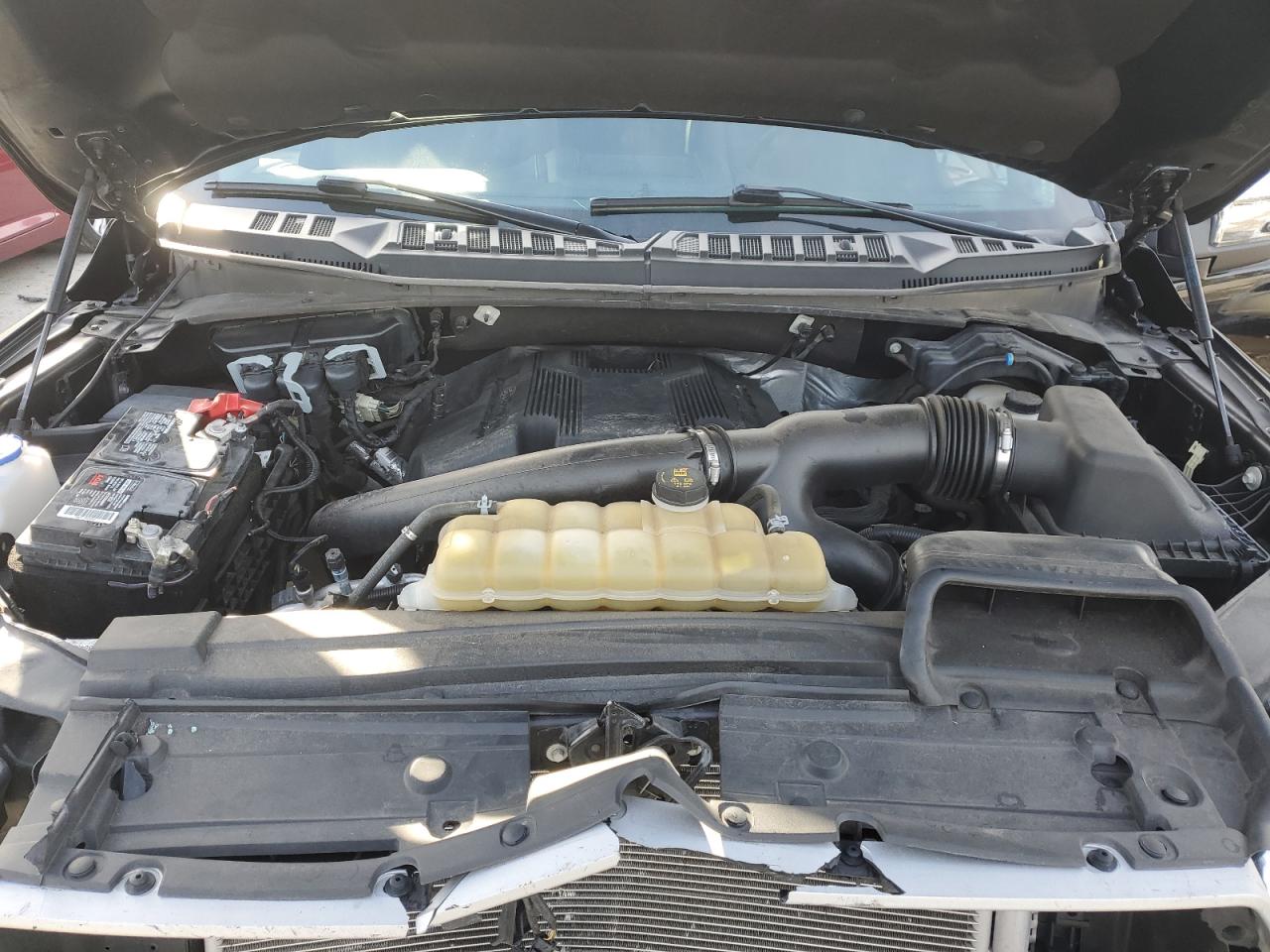 2020 Ford F-150 - Image 11