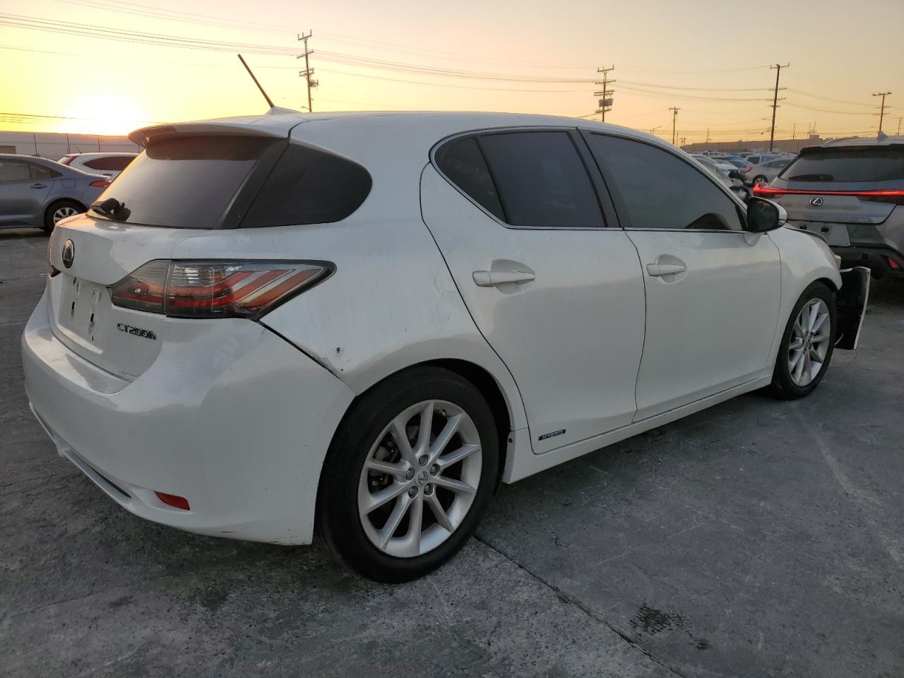 VIN JTHKD5BH7D2140505 2013 LEXUS CT 200 no.3