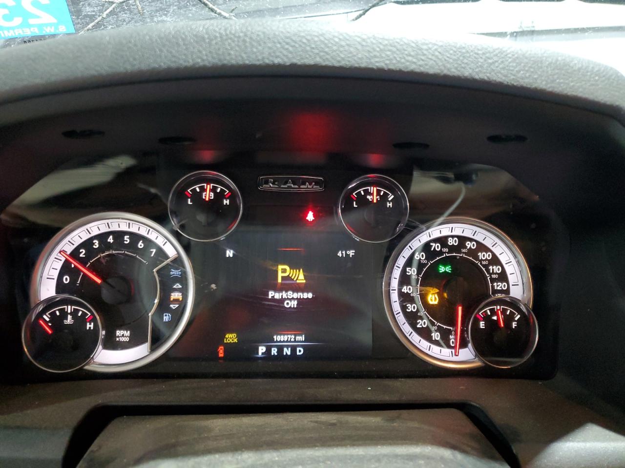 2014 RAM 1500 - Image 9