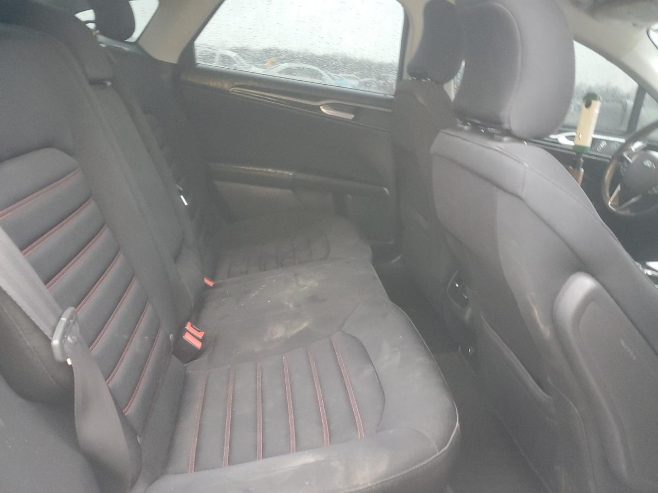2016 Ford Fusion - Image 10