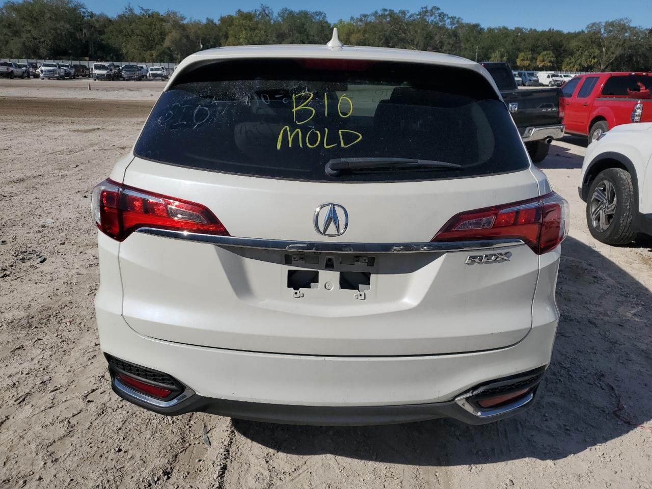 VIN 5J8TB3H59HL015665 2017 ACURA RDX no.6