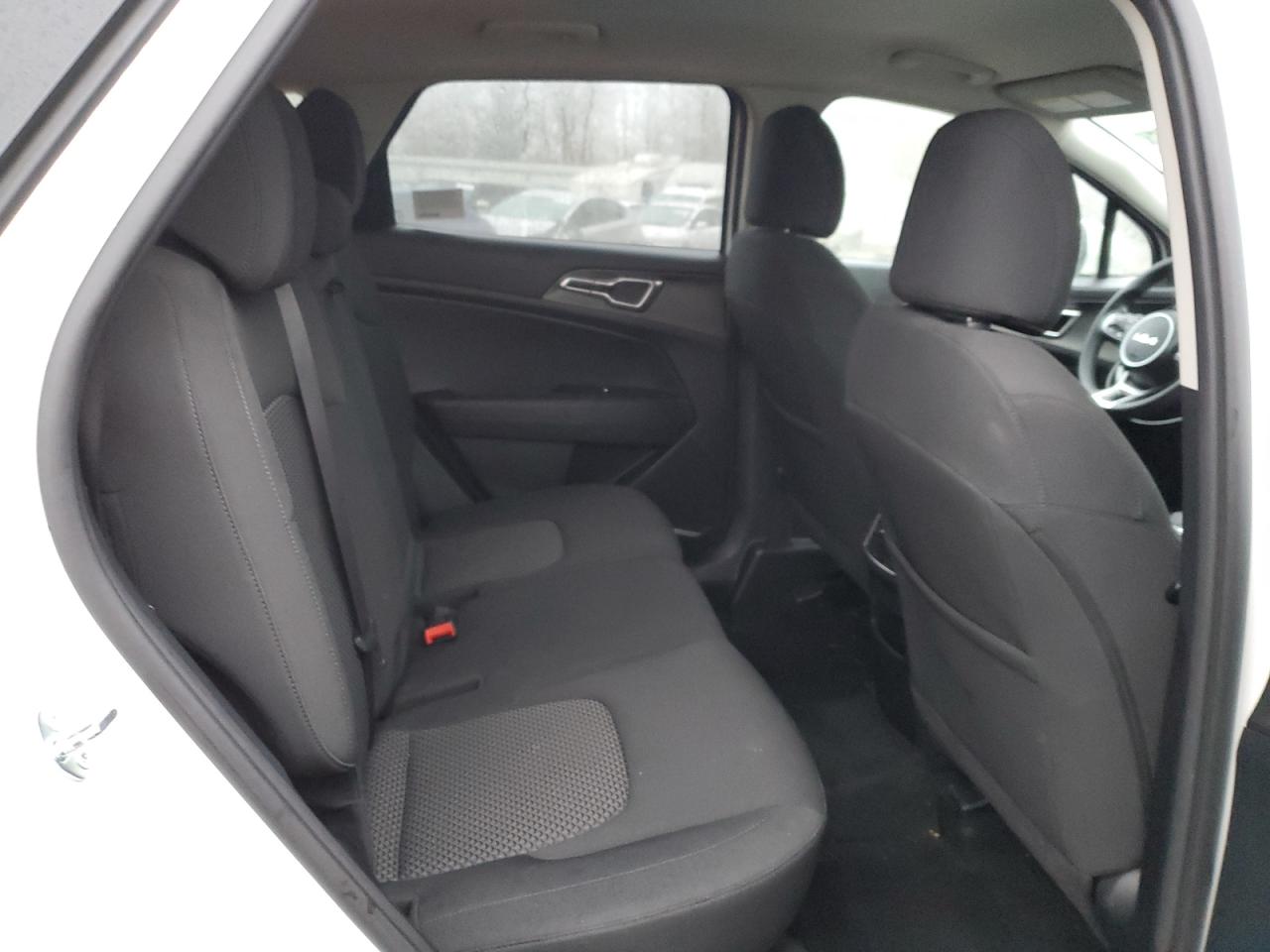 2023 Kia Sportage - Image 11