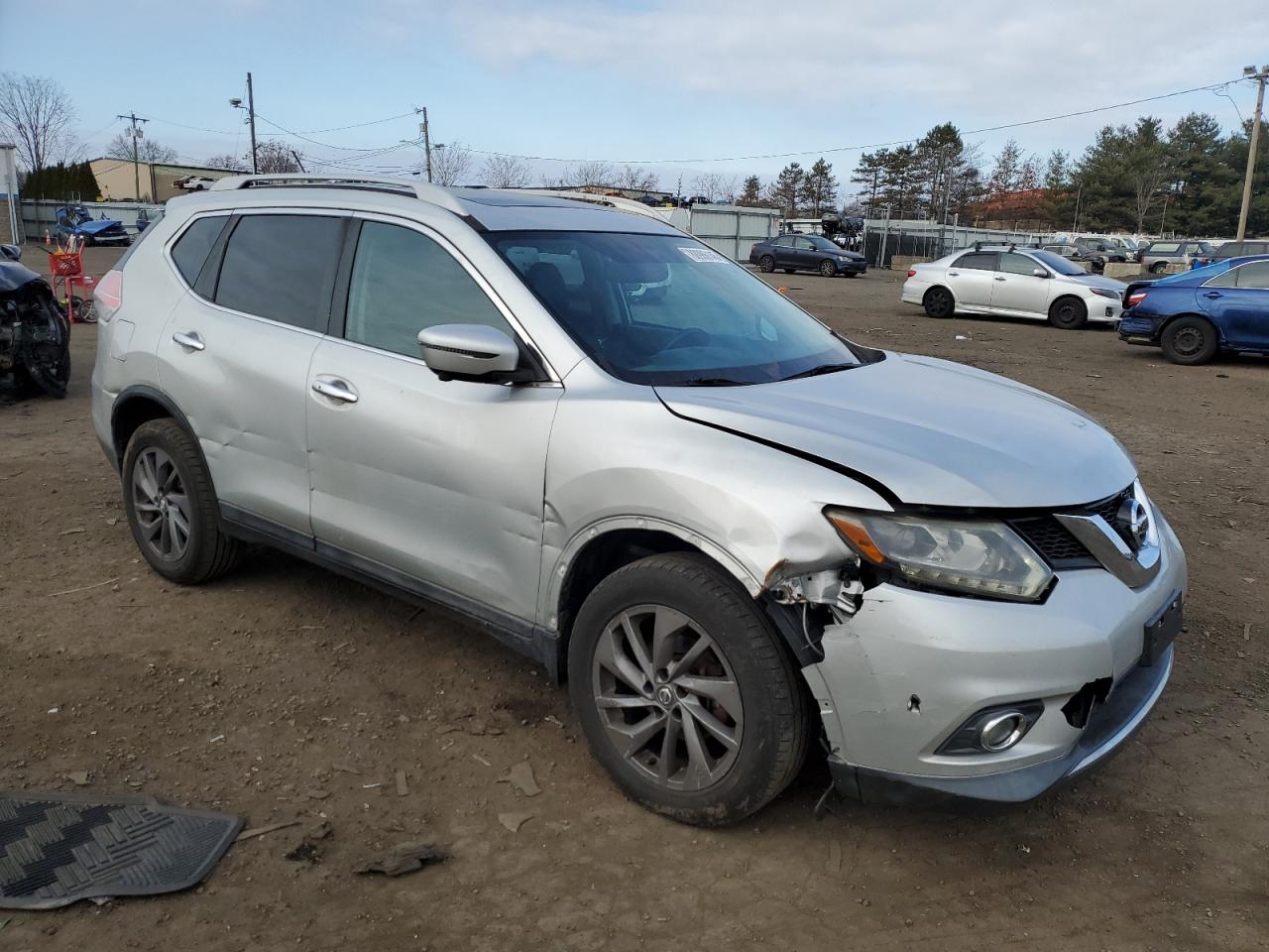 2016 Nissan Rogue - Image 4