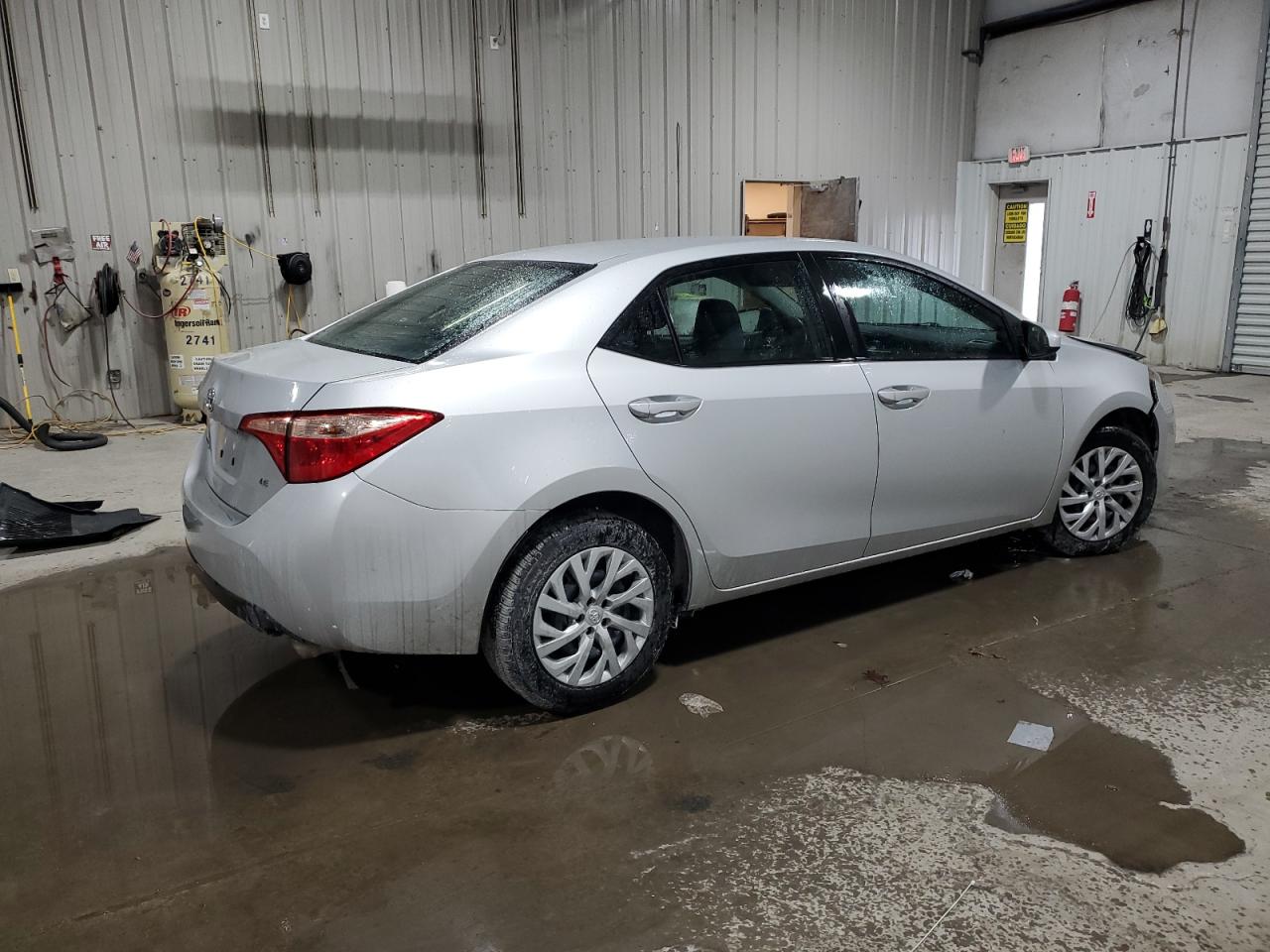 2017 Toyota Corolla - Image 3
