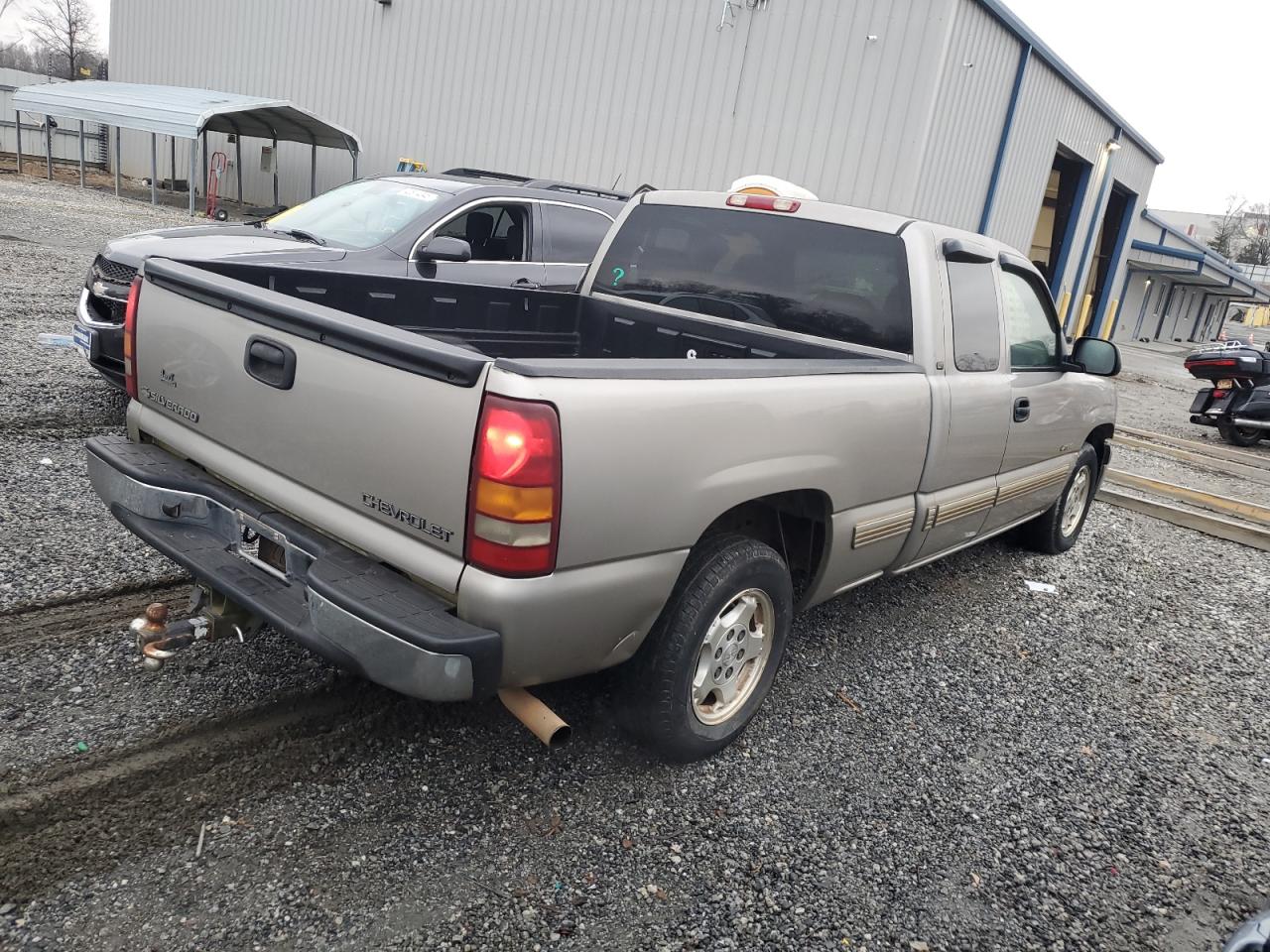 2002 Chevrolet Silverado - Image 3