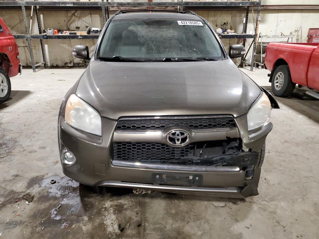 2010 Toyota RAV 4 - Image 5