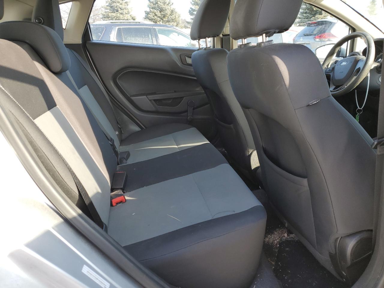 2015 Ford Fiesta - Image 10