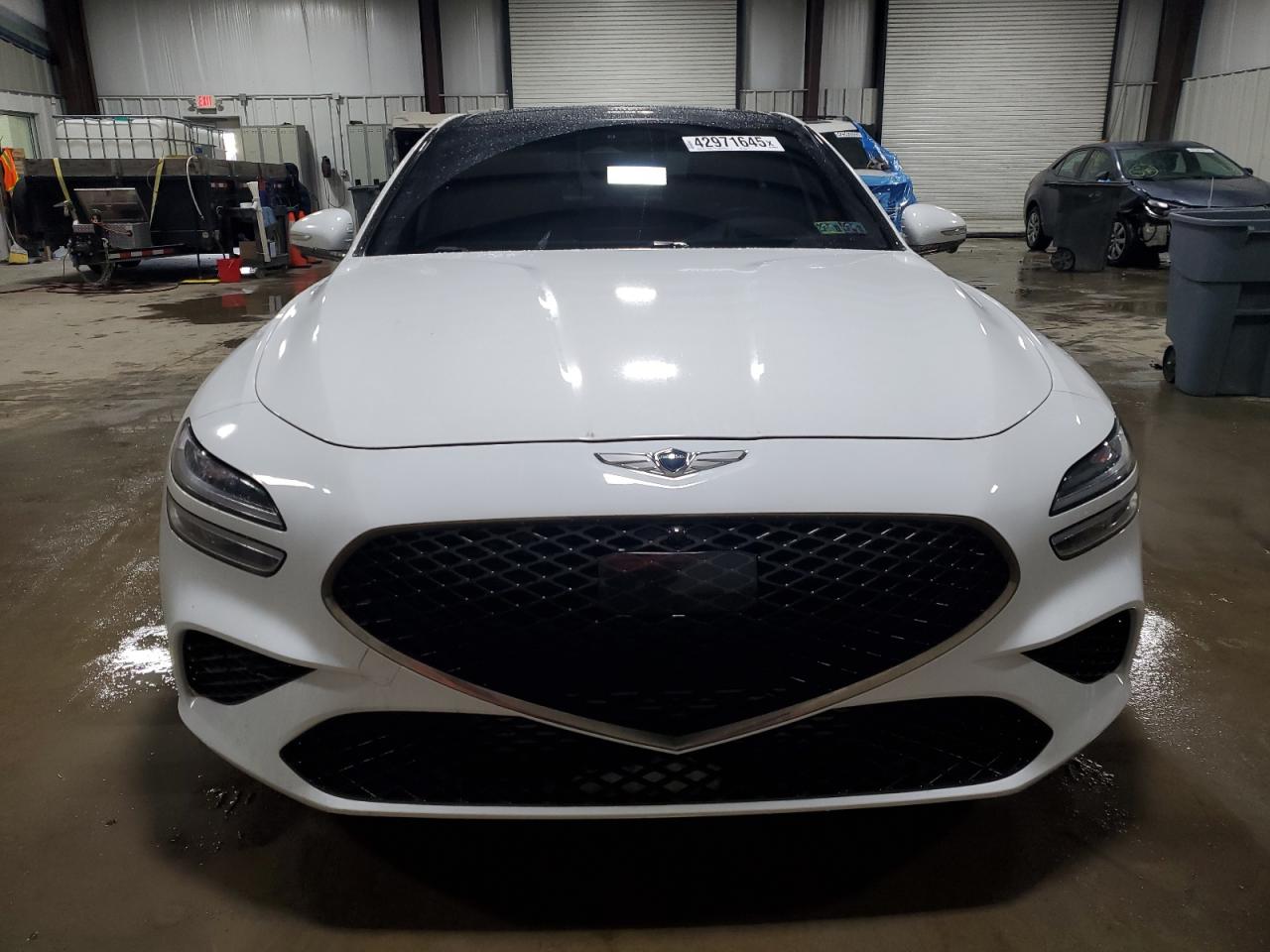 2022 Genesis G70 - Image 5