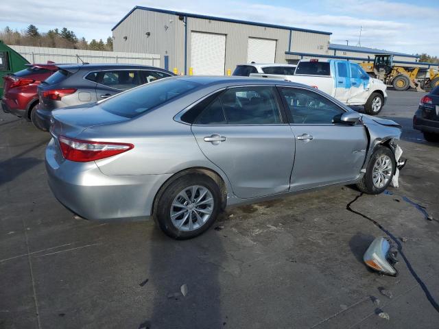  TOYOTA CAMRY 2017 Сріблястий