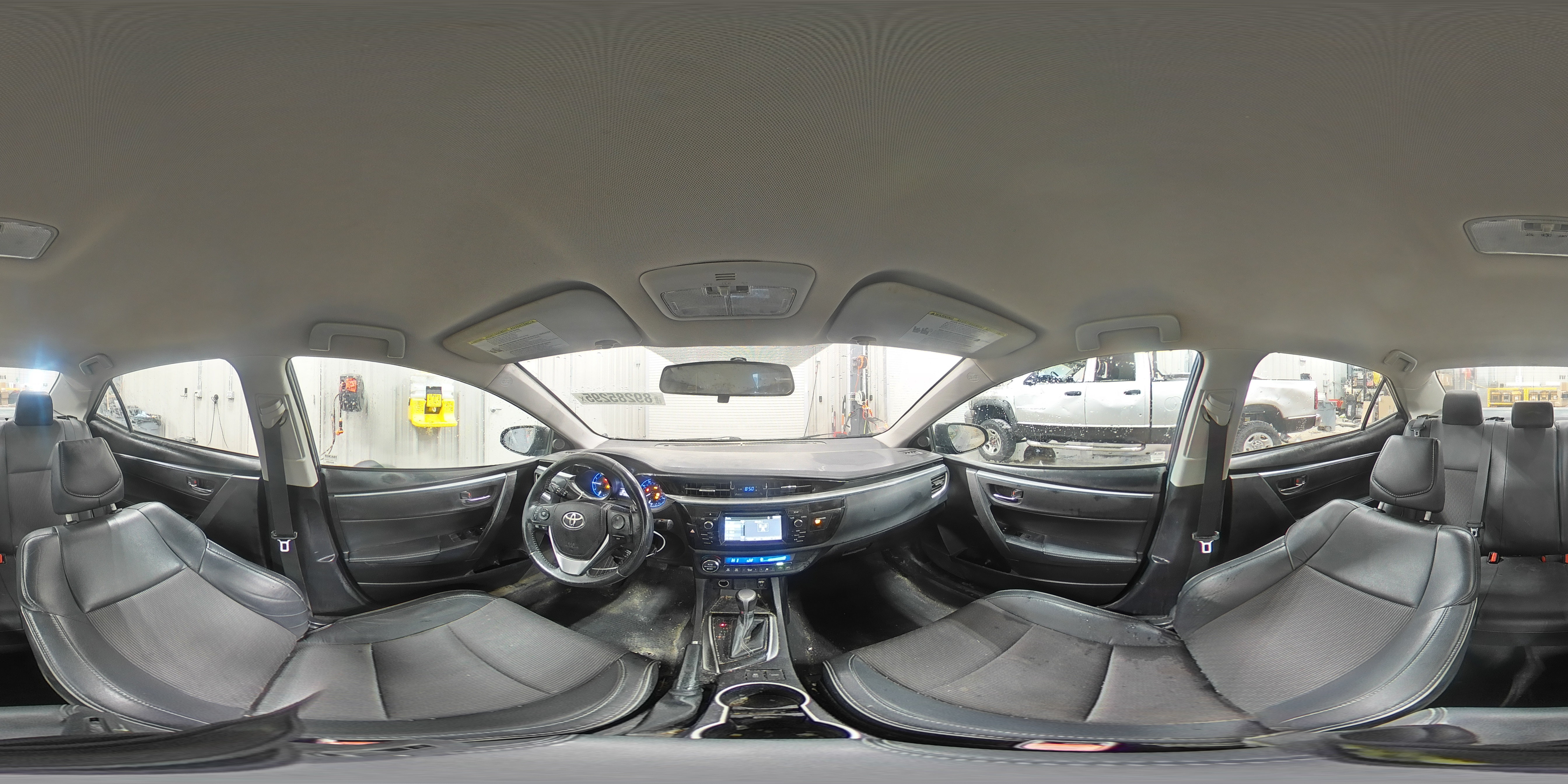 2014 Toyota Corolla - Image 15