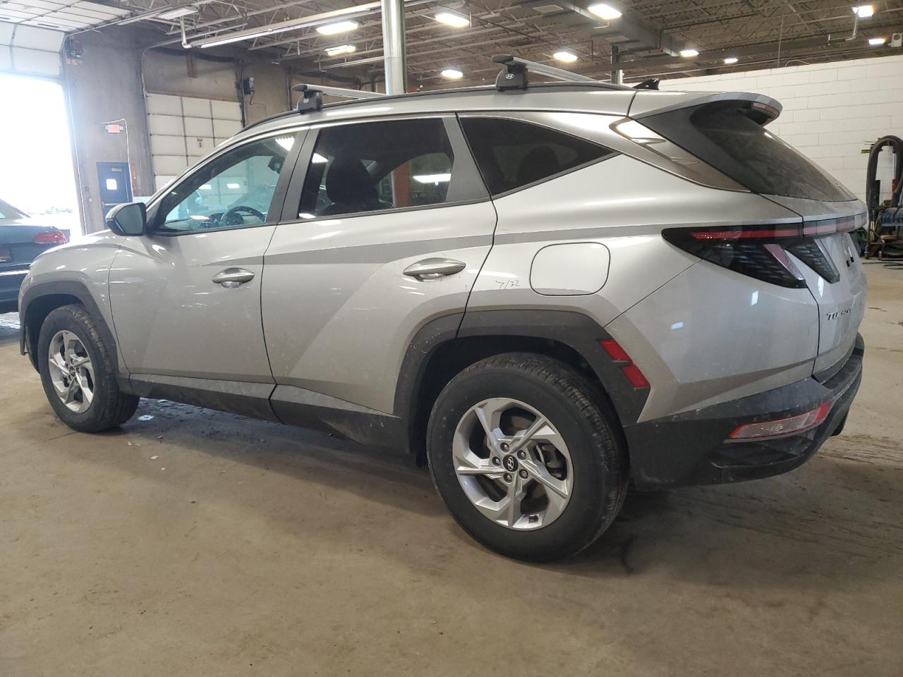 2023 Hyundai Tucson - Image 2
