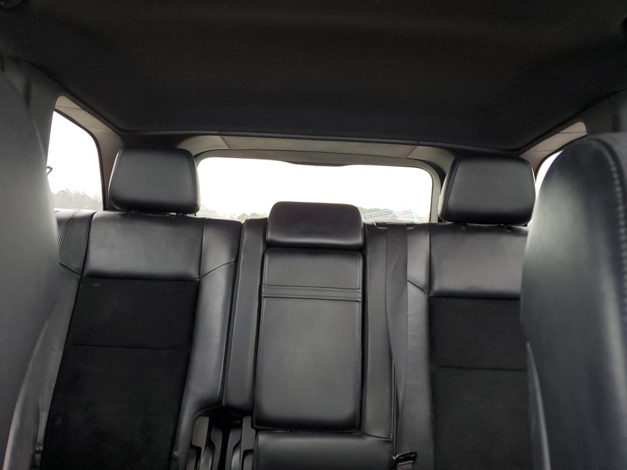 2015 Jeep Grand Cherokee - Image 10