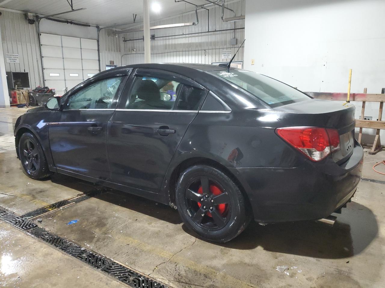 2011 Chevrolet Cruze - Image 2