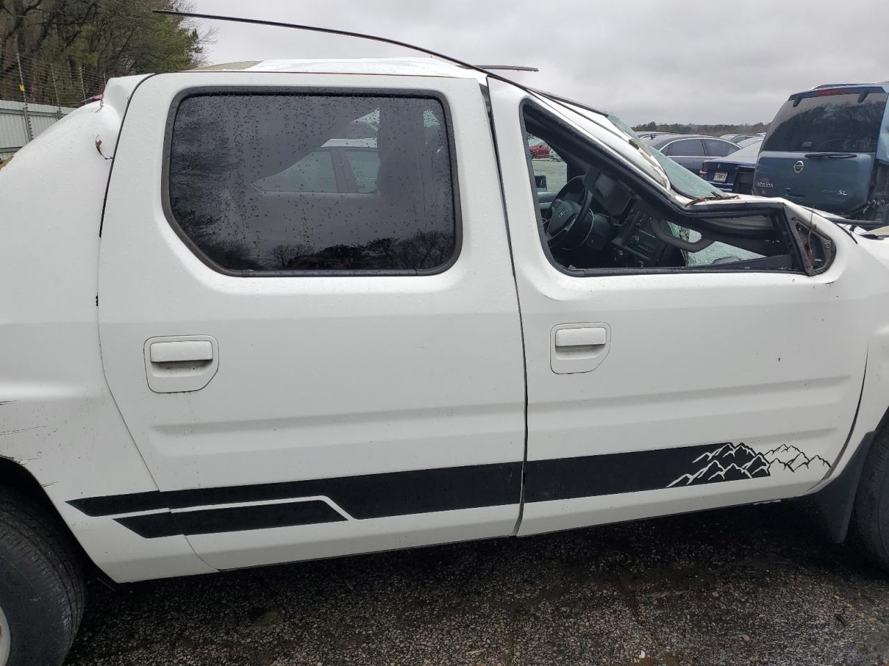 2013 Honda Ridgeline - Image 10