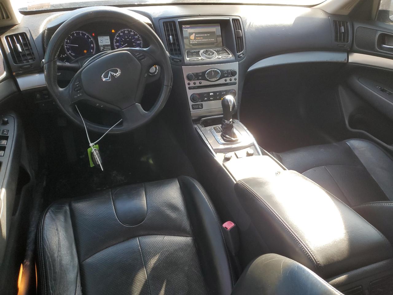 2011 Infiniti G - Image 8