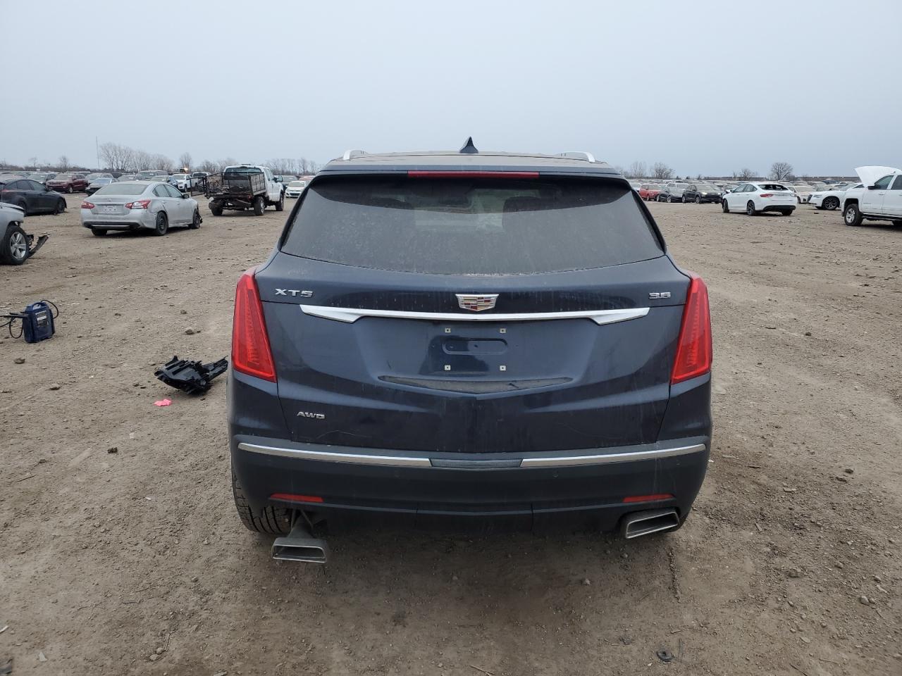 2019 Cadillac XT5 - Image 6