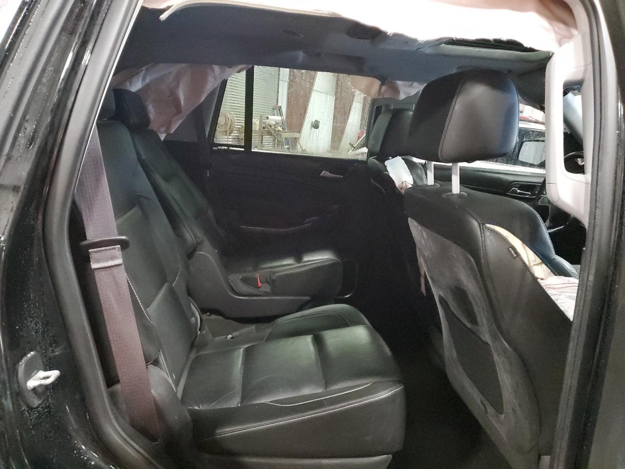 2015 Chevrolet Tahoe - Image 11