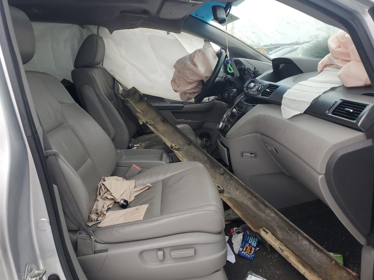 2011 Honda Odyssey - Image 7
