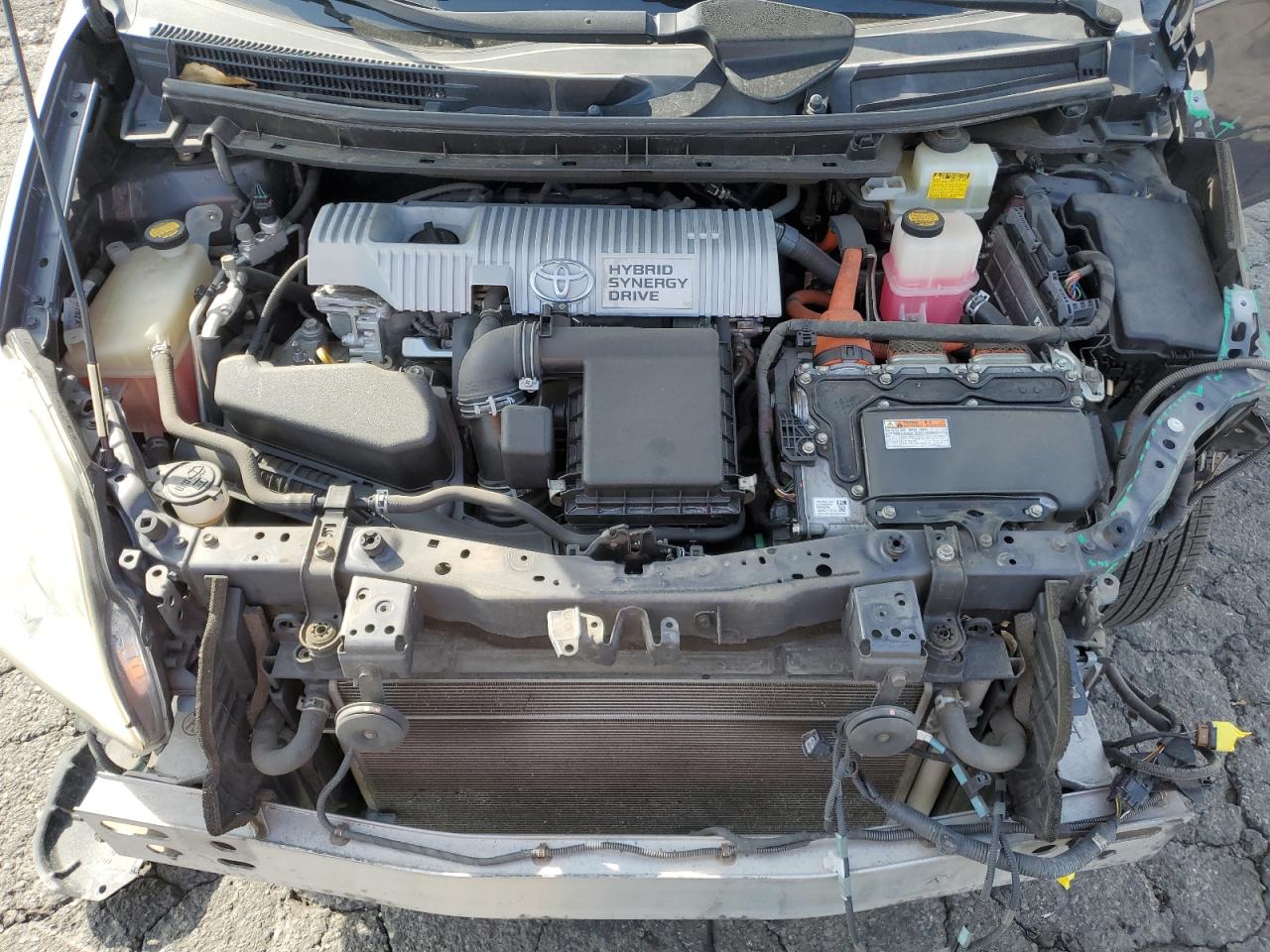 2013 Toyota Prius - Image 11