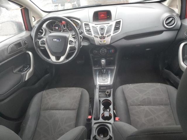 Hatchbacks FORD FIESTA 2013 Czerwony