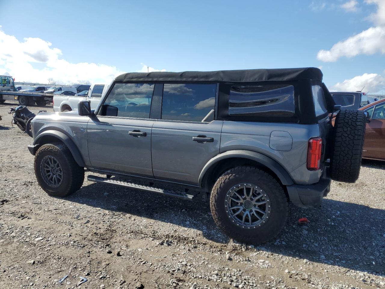 2021 Ford Bronco - Image 2