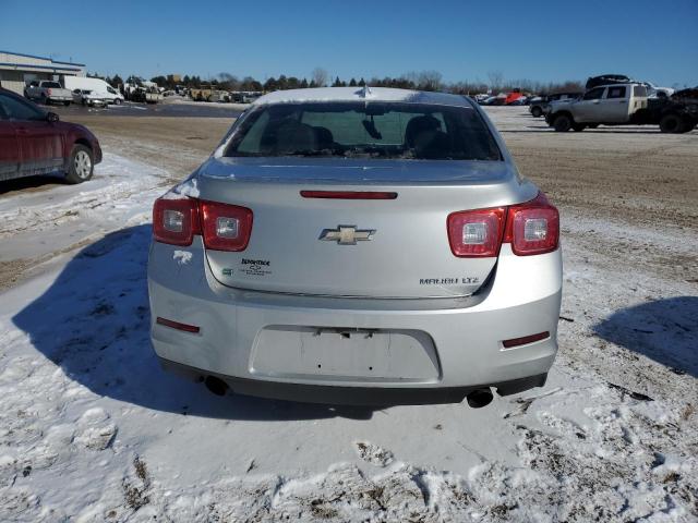  CHEVROLET MALIBU 2015 Srebrny