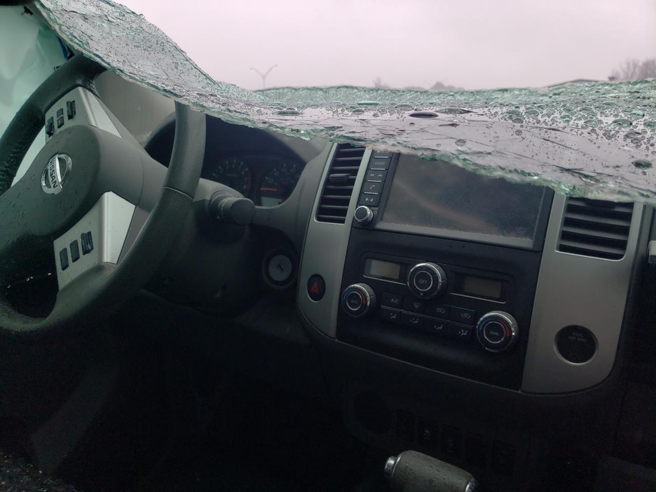 2019 Nissan Navara (Frontier) - Image 9