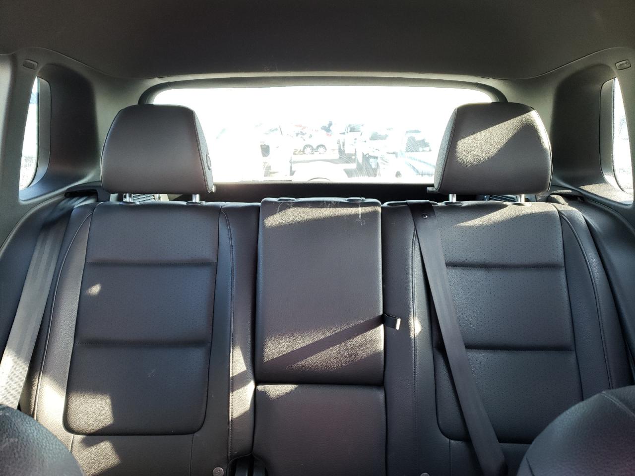 2016 Volkswagen Tiguan - Image 10