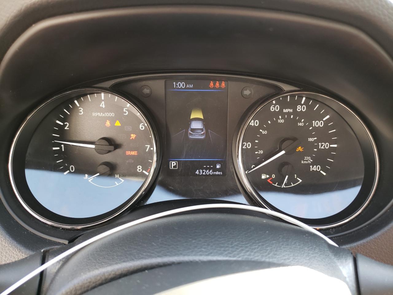 2021 Nissan Rogue - Image 9