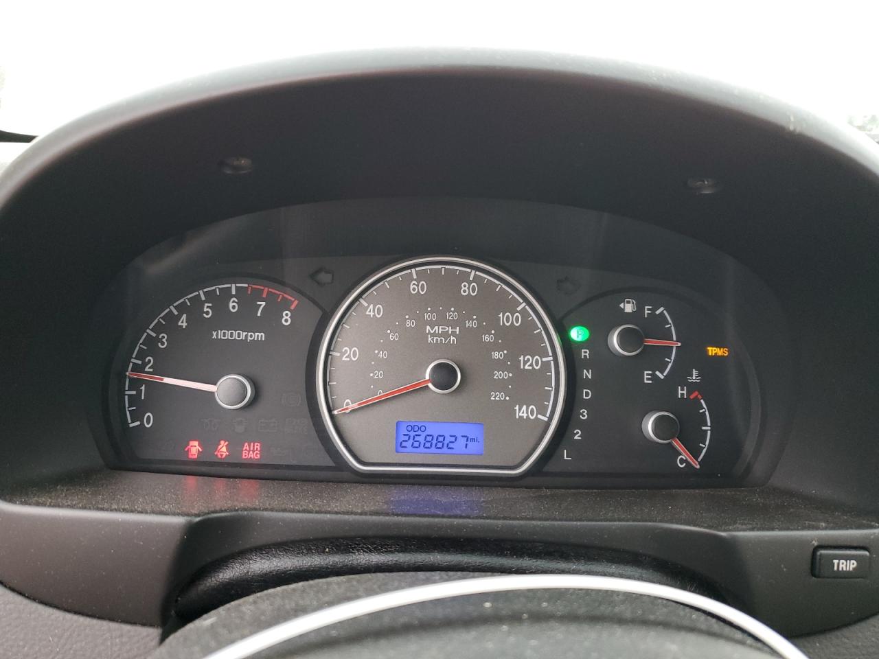 2008 Hyundai Elantra - Image 9