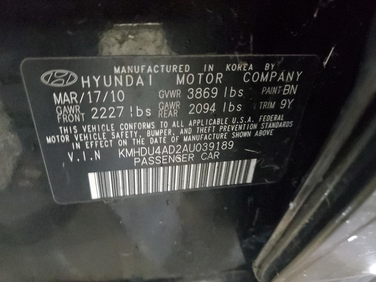 2010 Hyundai Elantra - Image 12
