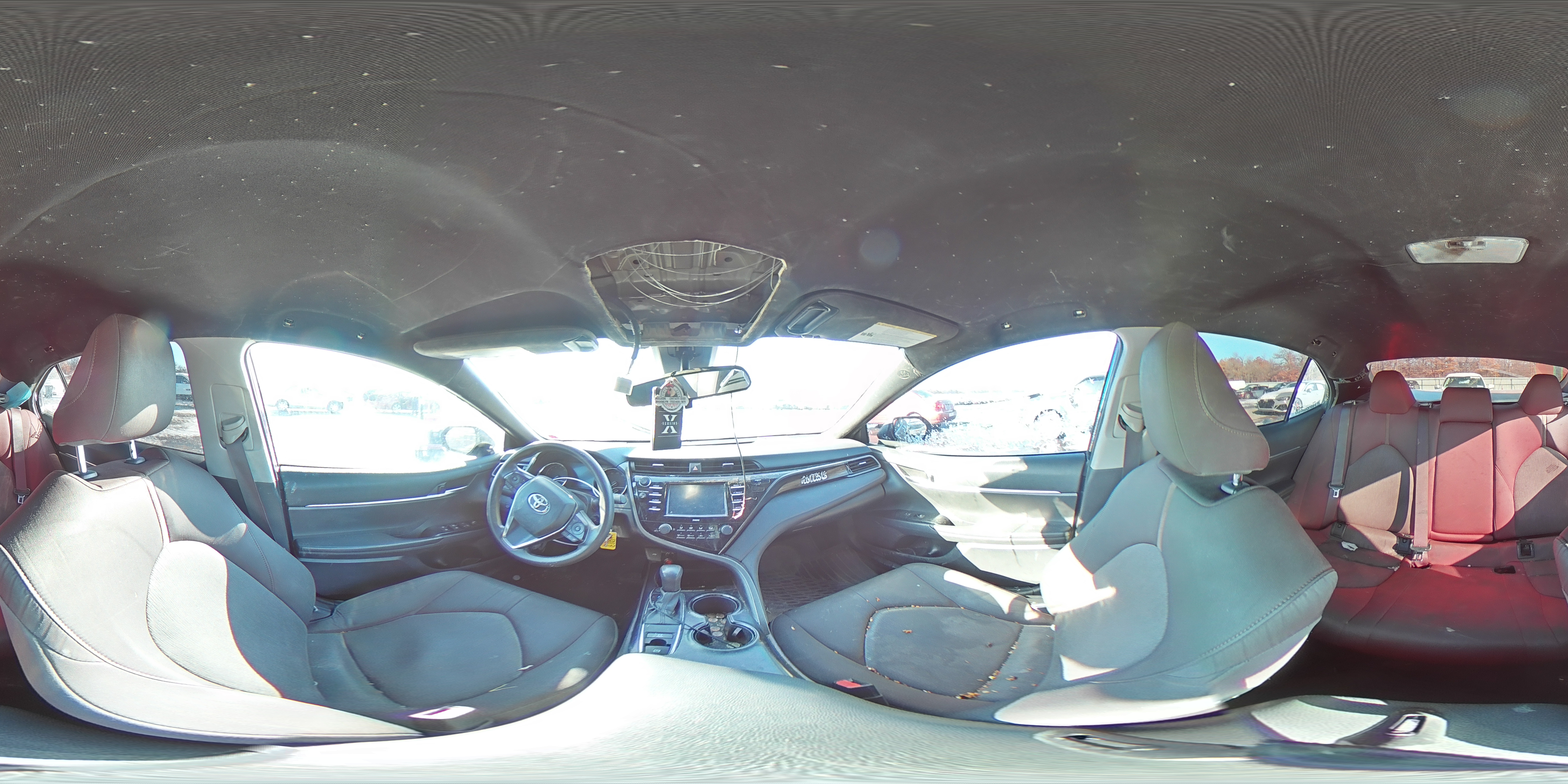 2020 Toyota Camry - Image 12