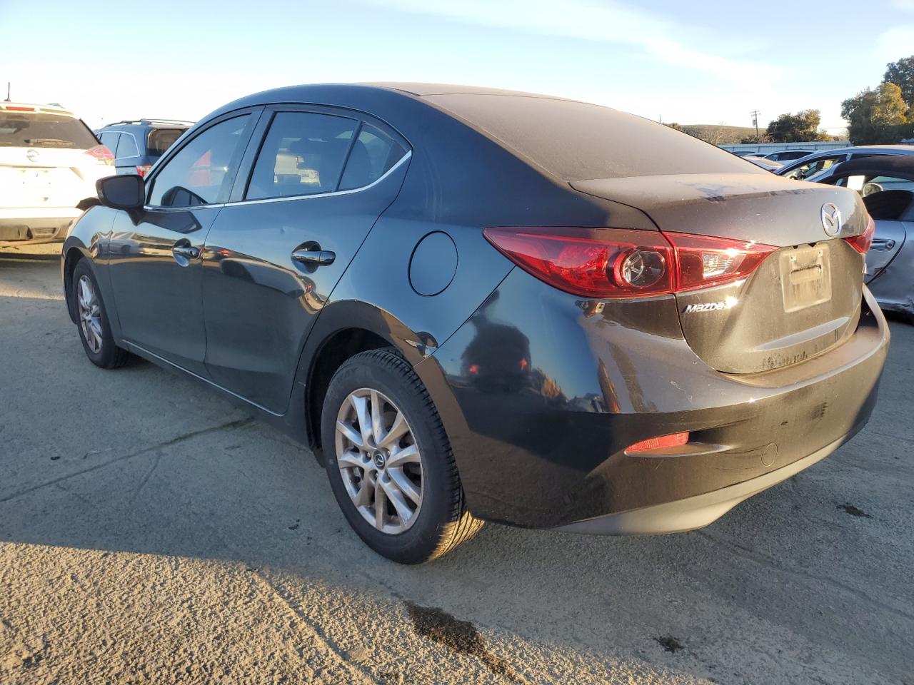 VIN 3MZBM1U72GM306180 2016 MAZDA 3 no.2